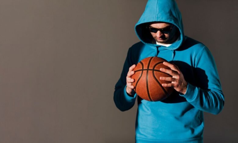 Apparel of the Goalkeeper in the Present Day: Technology Meets Fashion