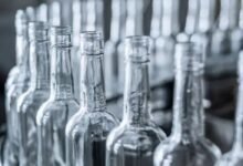 AI in Precision Manufacturing: How Smart Inspection and Automation Are Transforming Sustainable Glass Packaging