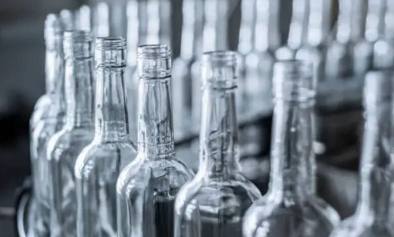 AI in Precision Manufacturing: How Smart Inspection and Automation Are Transforming Sustainable Glass Packaging